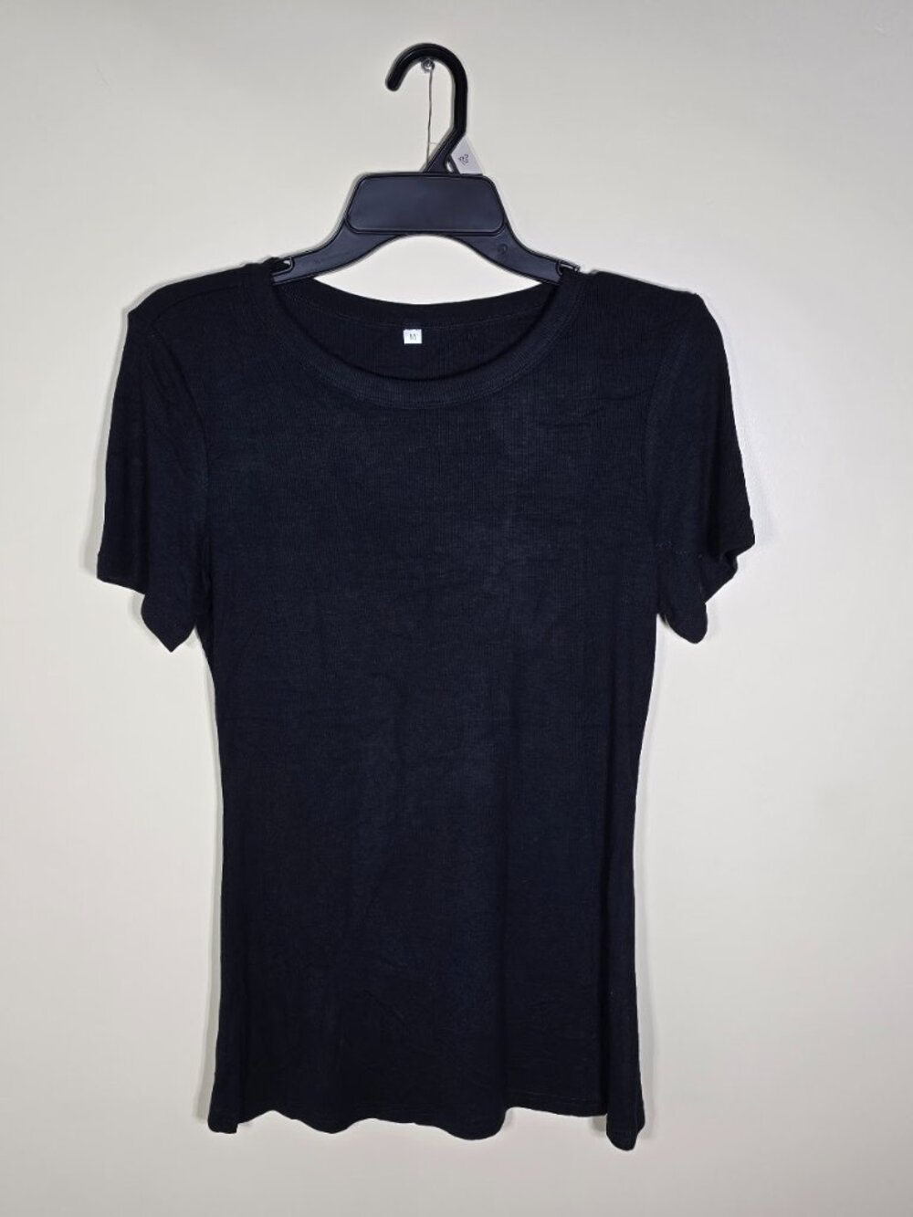 Black Ribbed Slim Fit Tee Women’s Medium - Picture 3 of 9